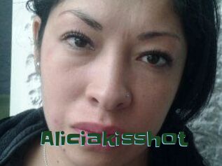 Aliciakisshot