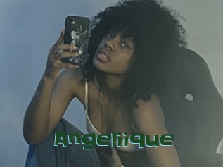 Angeliique