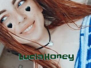 LuciaHoney