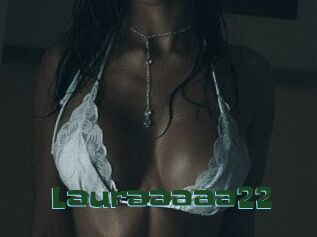 Lauraaaaa22