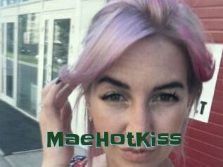 MaeHotKiss