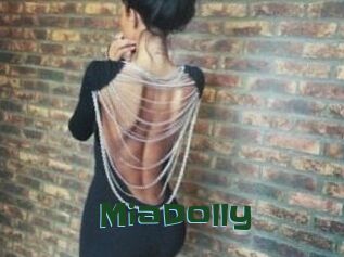Mia_Dolly