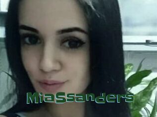 MiaSsanders