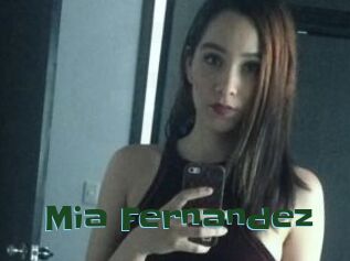 Mia_Fernandez