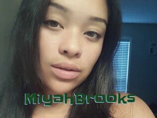 Miyah_Brooks