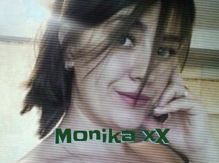 Monika_xX