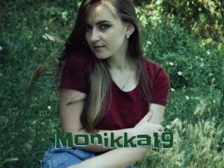 Monikka19