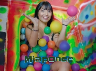 miaponce Jeune baise
