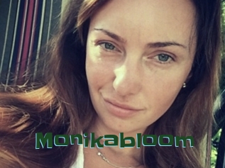 Monikabloom