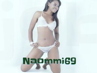 Naommi69
