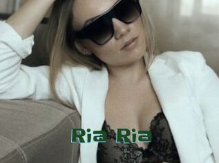 Ria_Ria