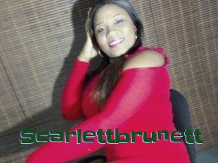 Scarlettbrunett