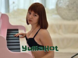 YulliaHot